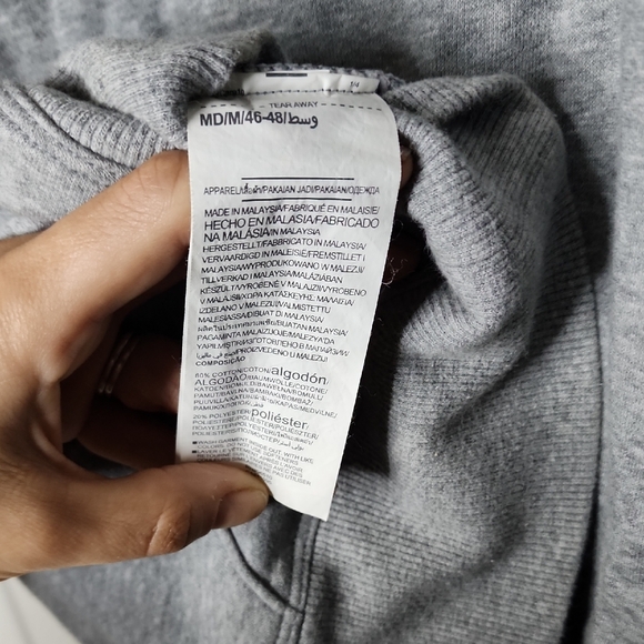 Under Armour Heather Gray Pullover - Picture 5 of 5